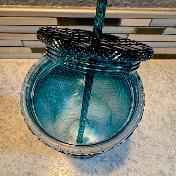 NWT Starbucks Teal Ombré 16oz. Grande Tumbler with Straw - Picture 5 of 5